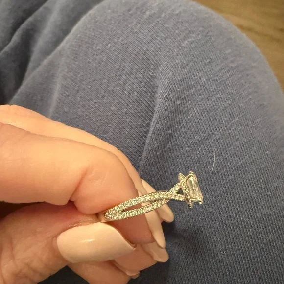 Neil lane engagement ring - Picture 2 of 3